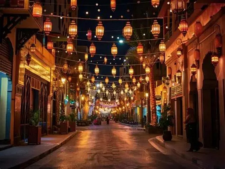 Không khí trang trí đèn lồng Ramadan tại một khu phố Dubai