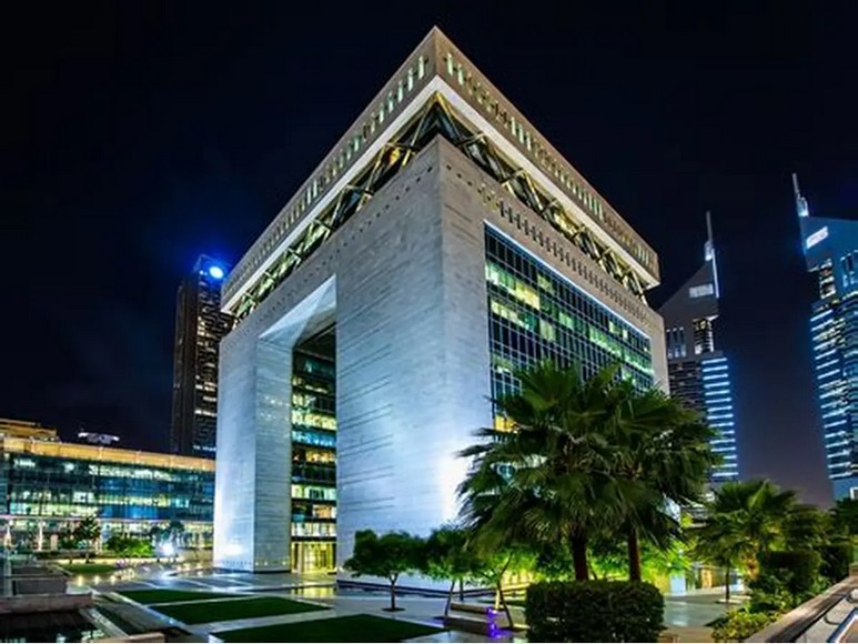 Khu tài chính Dubai International Financial Centre về đêm